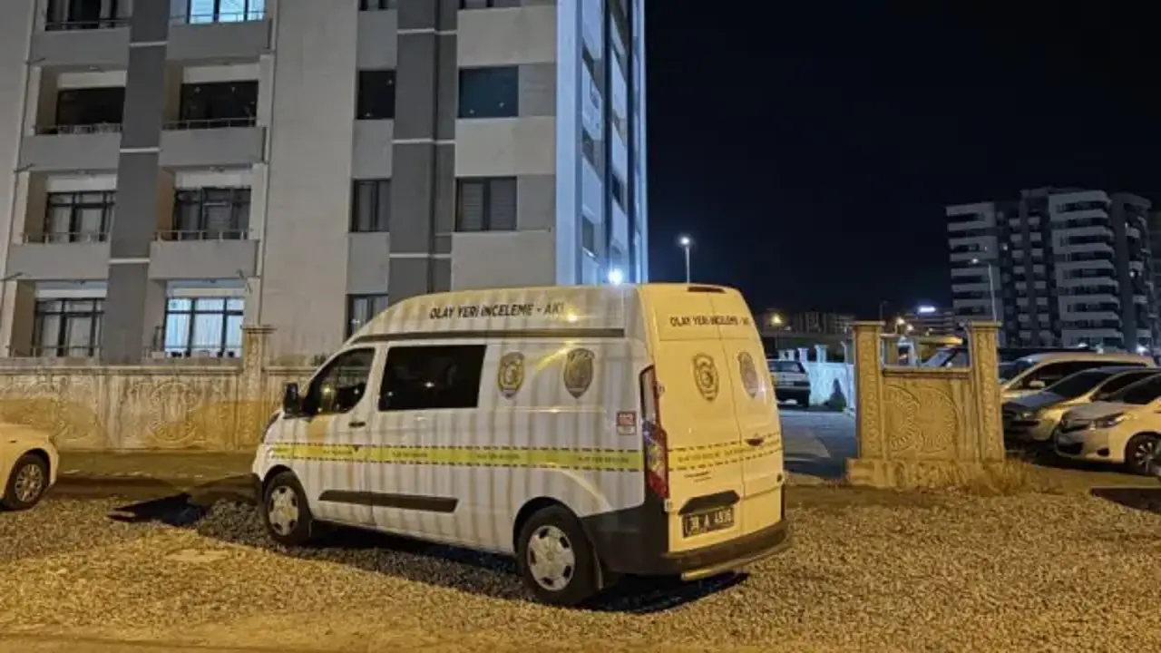 'Laf atma' kavgası kanlı bitti: 1 ölü, 1’i ağır 2 yaralı