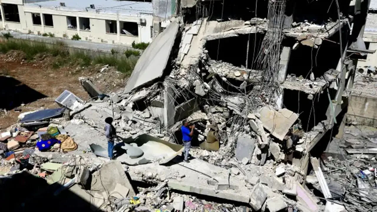 Lübnan'da savaşın ağır bedeli: 3 bin 912 can kaybı