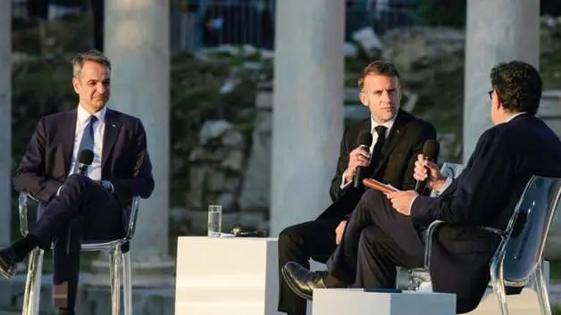 Macron'dan Yunansitan'a savunma garantisi: Egemenliğiniz tehdit edilirse yanınızdayız