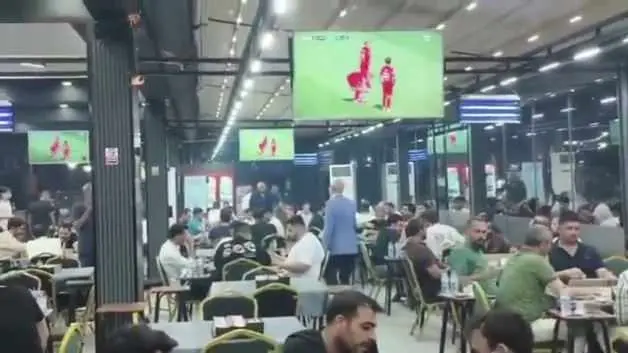 Mahmut Tanal kahveye gitti, konuşmasını kimse dinlemedi