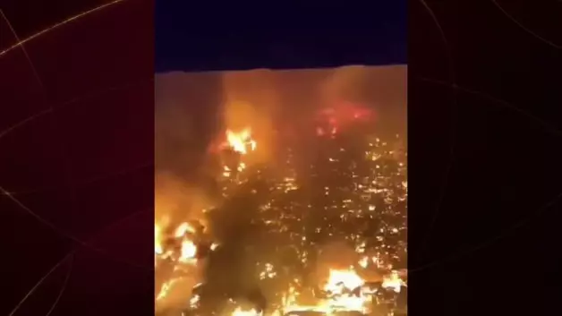 Malezya'da yangın: Bir kasaba yok oldu!