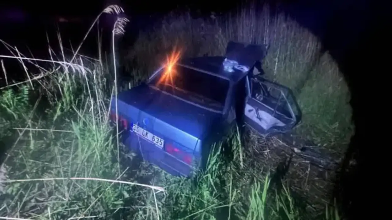 Manisa’da otomobil kanala uçtu: 2 ölü, 5 yaralı