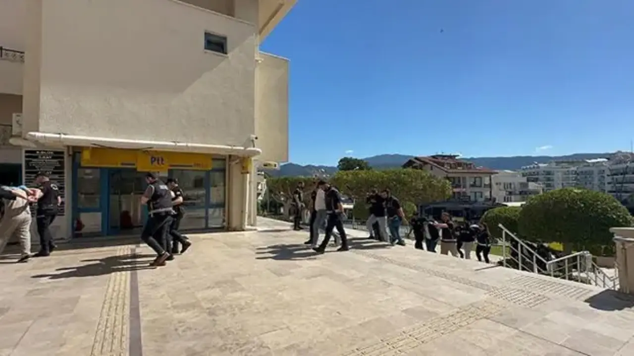 Marmaris’te optik mağazasına yönelik silahlı saldırıda 9 tutuklama