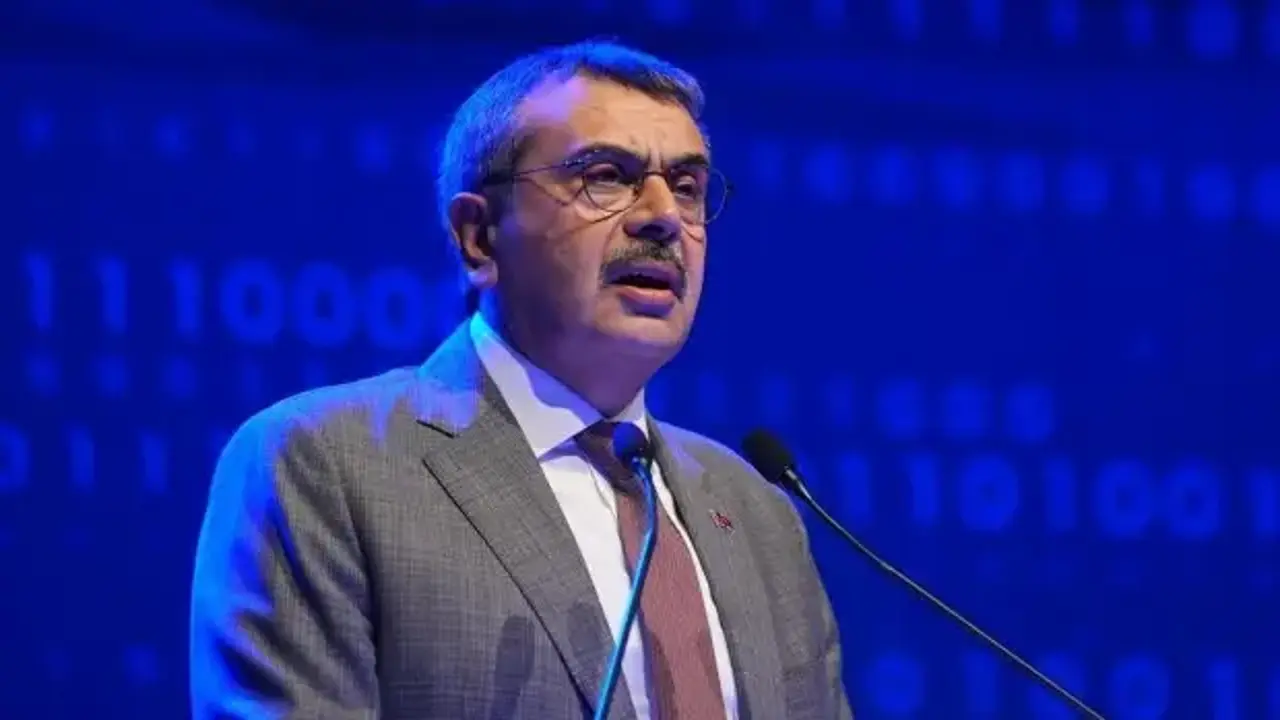 MEB duyurdu: Tüm öğrenciler bu tarihlerde tatil yapacak!