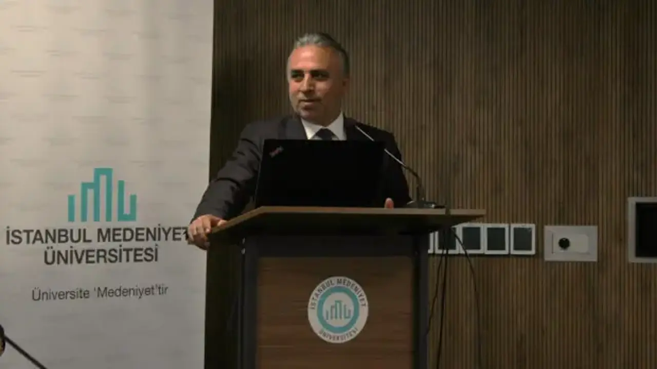 Medeniyet Üniversitesi'nde D. Mehmet Doğan konuşuldu
