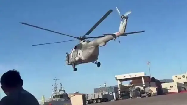 Meksika’da askeri helikopter kalkıştan saniyeler sonra yere çakıldı