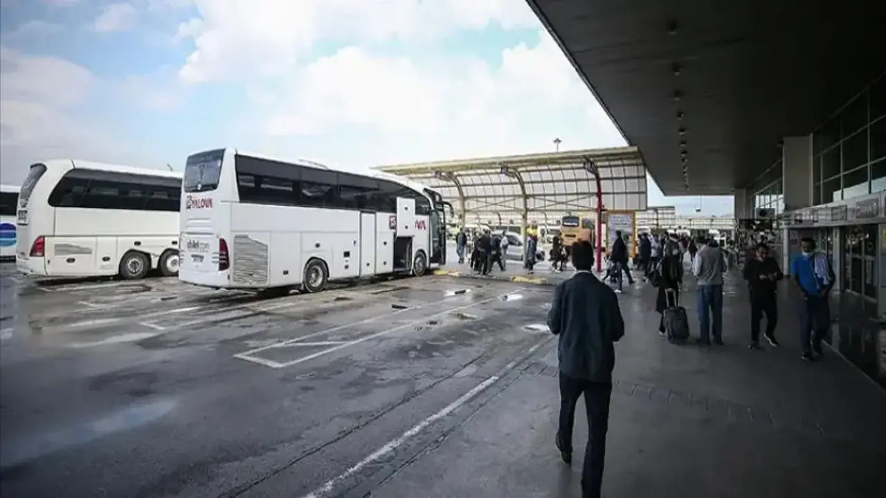 Memlekete gidecekler dikkat! Bayram öncesi otobüs biletlerine zam sinyali