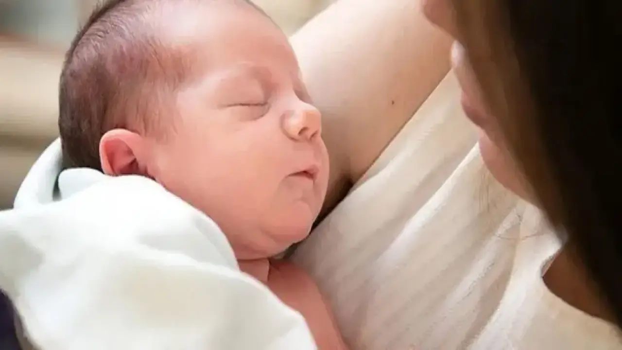 Memur ve SGK'lı anneler dikkat: Doğum izninde ne kadar ücret alınacak?