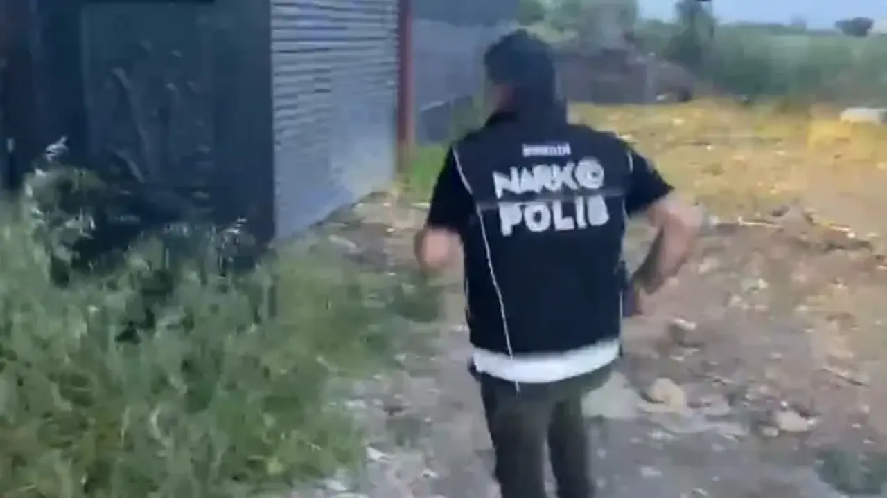 Mersin'de ele geçirildi: 27 kilodan fazla!