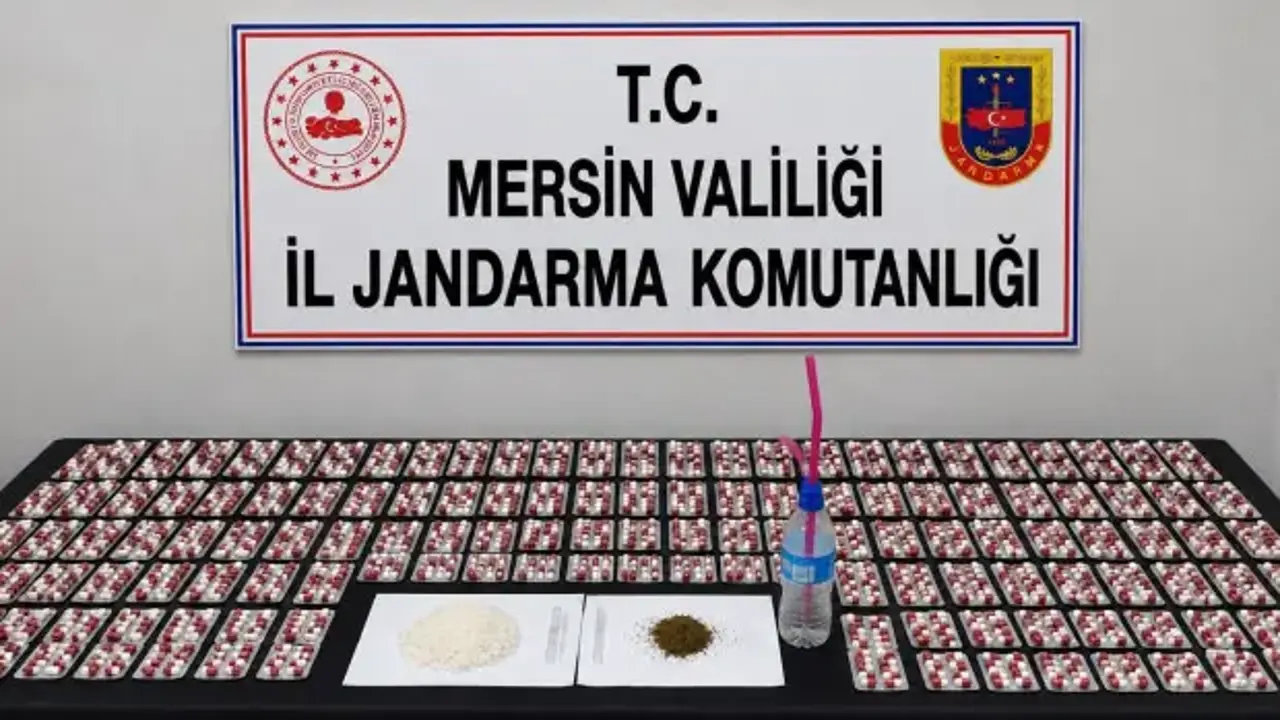 Mersin'de jandarmadan gece yarısı uyuşturucu baskını: 2 zanlı tutuklandı!