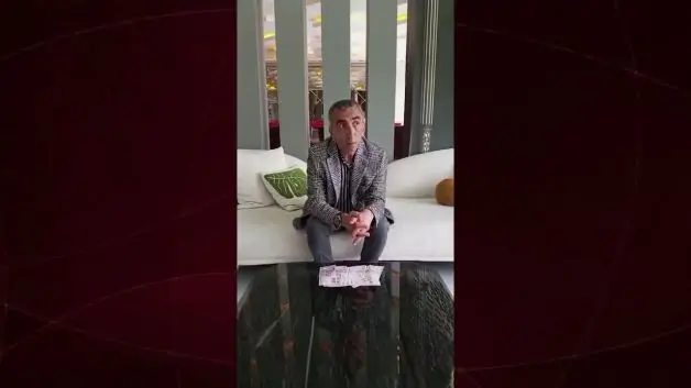 Mersin'de örnek davranış: Unutulan parayı sahibine ulaştırmak için saatlerdir bekliyor