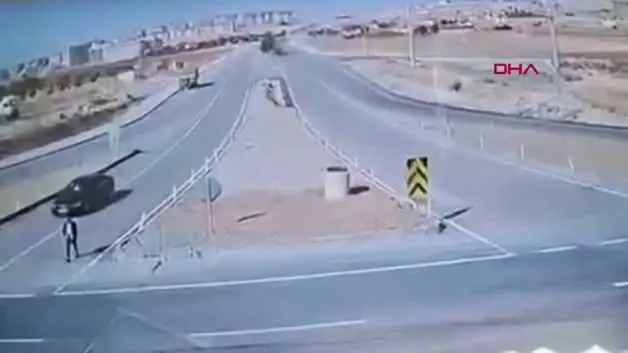 MHP Milletvekili Karakoç'un yaralandığı kazanın görüntüleri ortaya çıktı