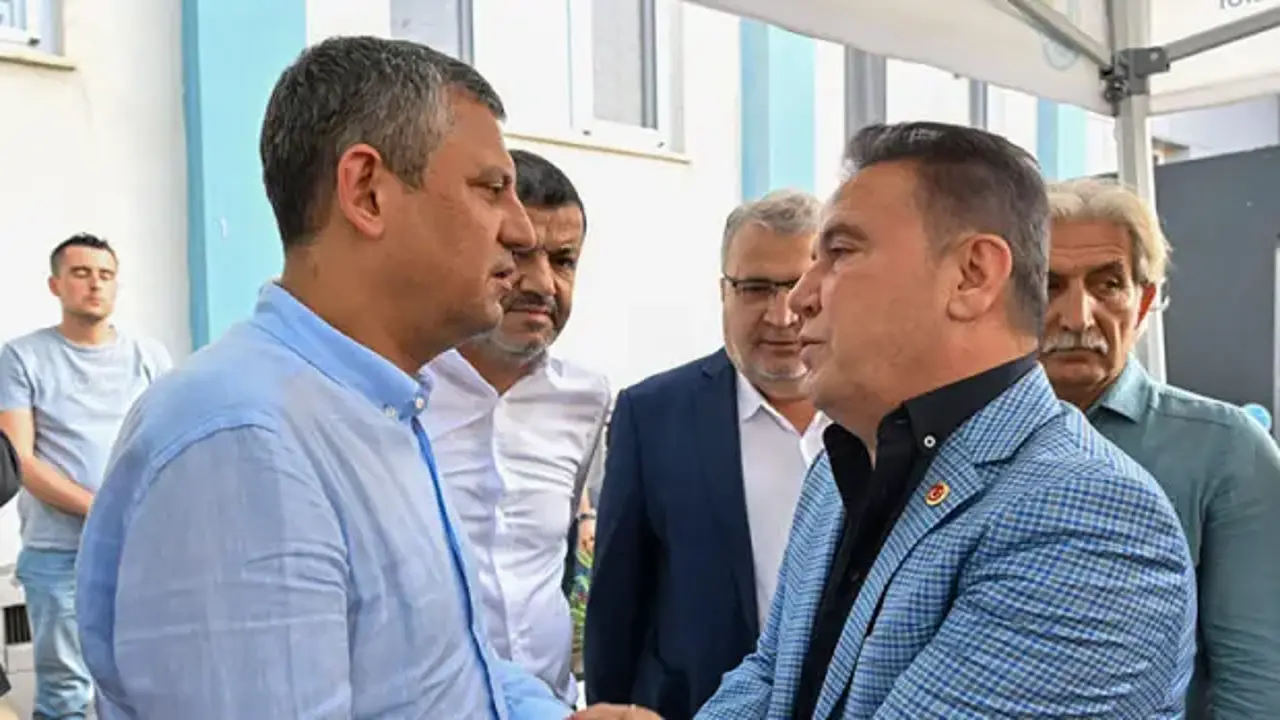 Muhittin Böcek itirafçı oldu: Rüşvet talimatı Özgür Özel'denmiş! Para trafiği büyüyor