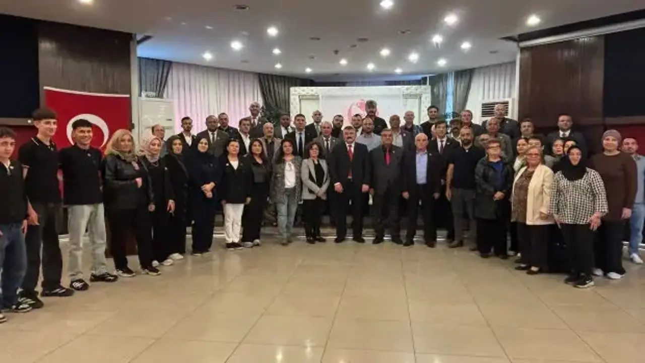 Nazilli'de emekli astsubaylar Büyük Birlik Partisi saflarına katıldı