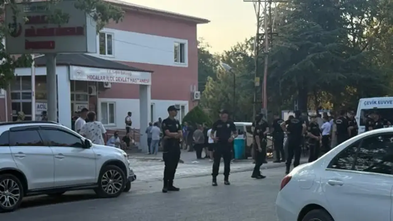 Oğluyla tartışan iki kişiyi tüfekle öldürdü: Çifte cinayetin nedeni ortaya çıktı
