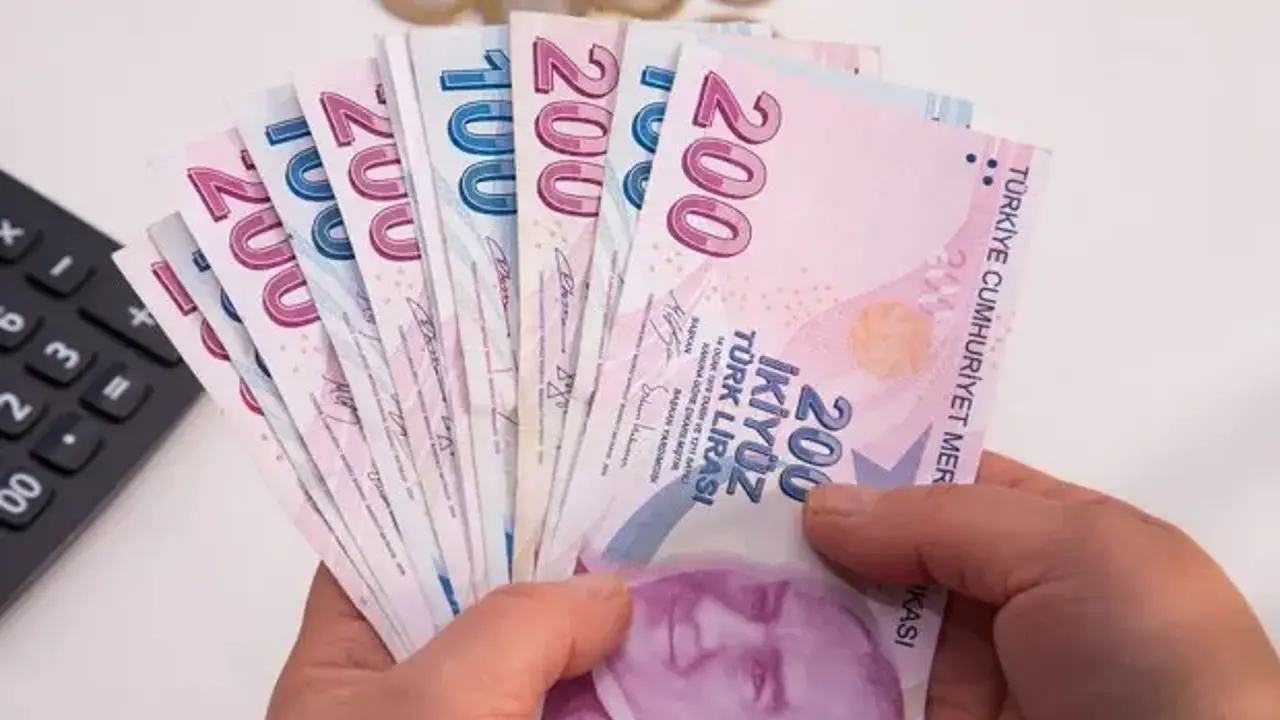 Öğrencilere aylık 13.750 TL! Bakan büyük müjdeyi verdi