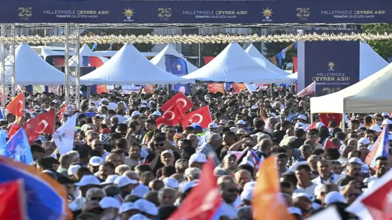 On binler alana geldi: AK Parti'nin 25. yılı kutlanıyor! Özel görüntüler
