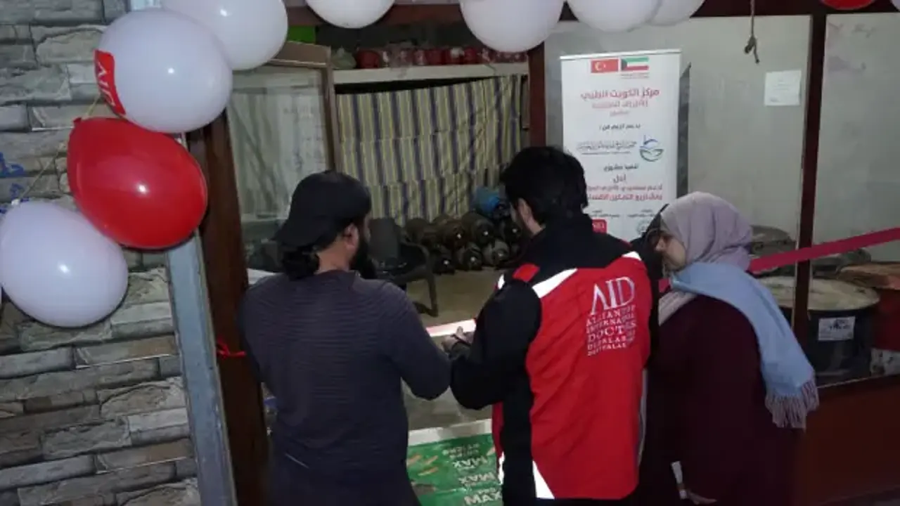 Önce ayağa kalktılar, şimdi işlerinin başındalar