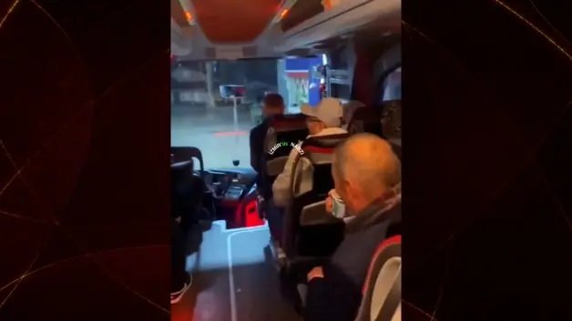 Otobüste ilginç anons: “Dişi düşen var mı?”