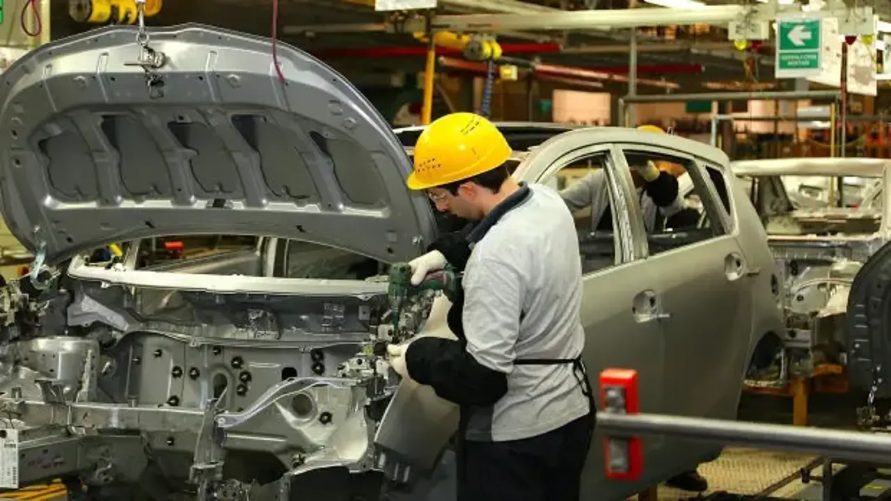 Otomotiv devinin Türkiye şubesinde büyük sarsıntı! Sabah gelen haber herkesi şaşırttı