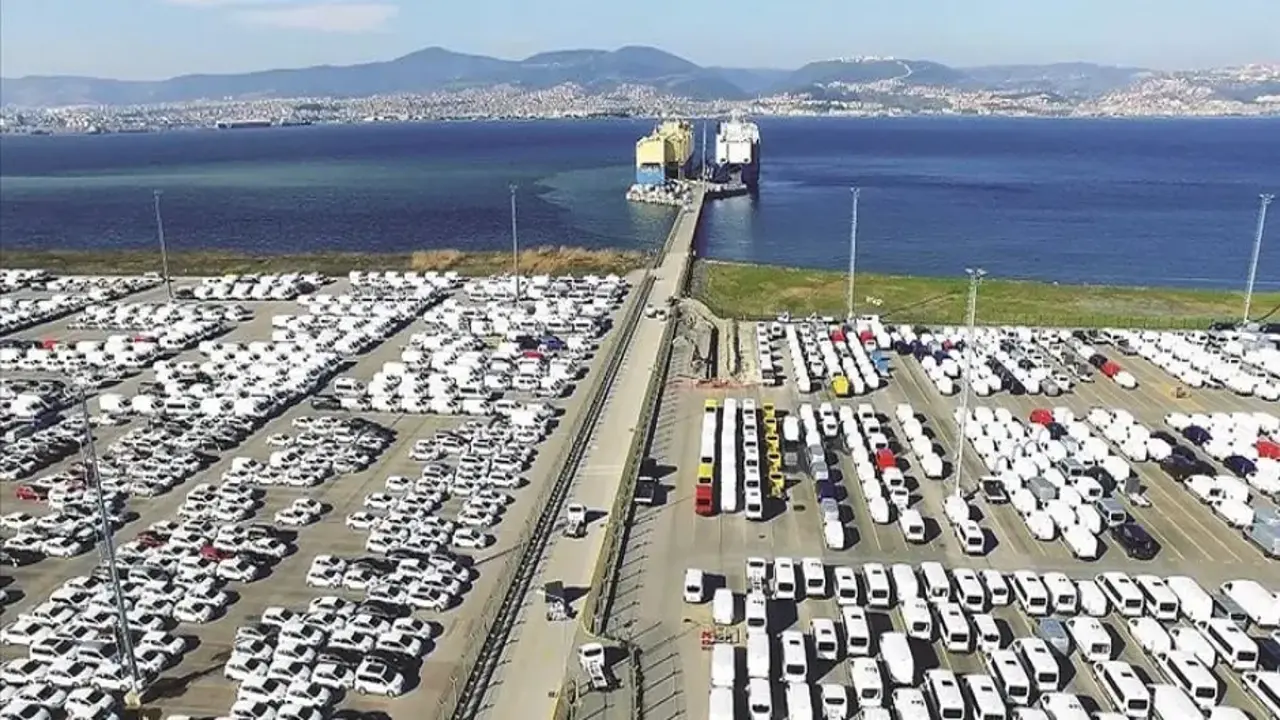 Otomotivde tarihi rekor: Türkiye Avrupa'nın en büyük üçüncü pazarı oldu