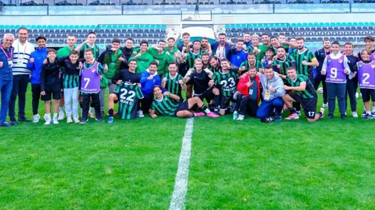 Oynayacak futbolcu bulamadılar! Efsane takım daha lig başlamadan küme düşecek