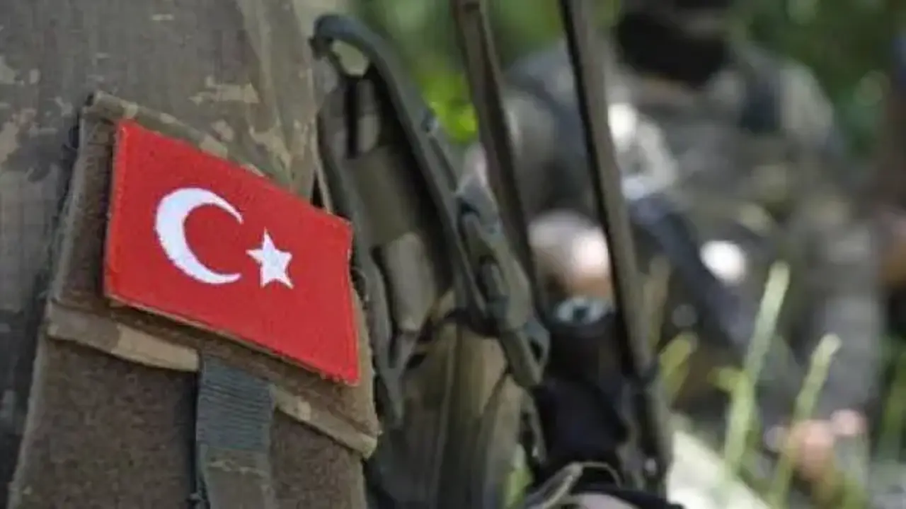 Pençe-Kilit bölgesinden acı haber! Silah kazasında yaralanan asker şehit oldu