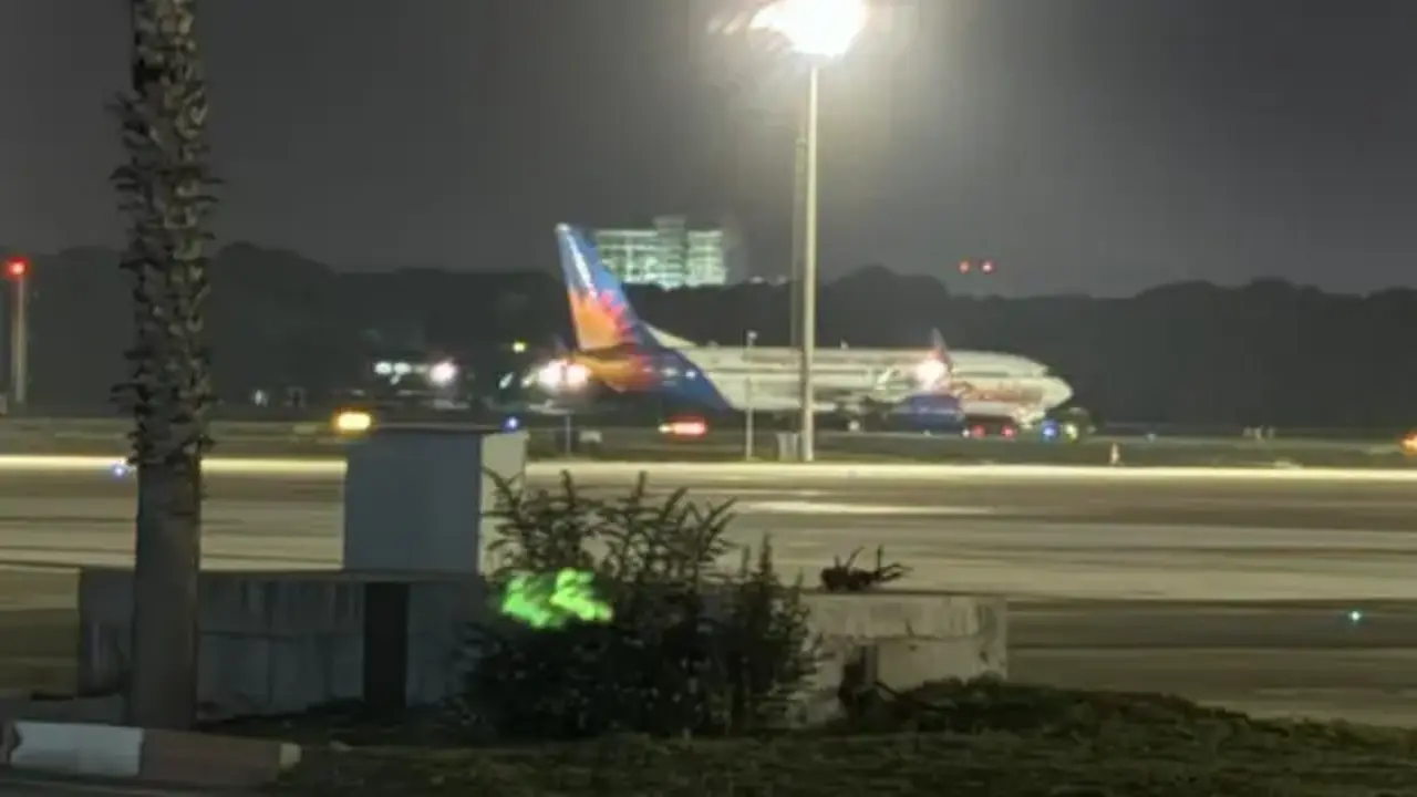 Pilot rahatsızlanınca uçak Antalya'ya acil iniş yaptı!
