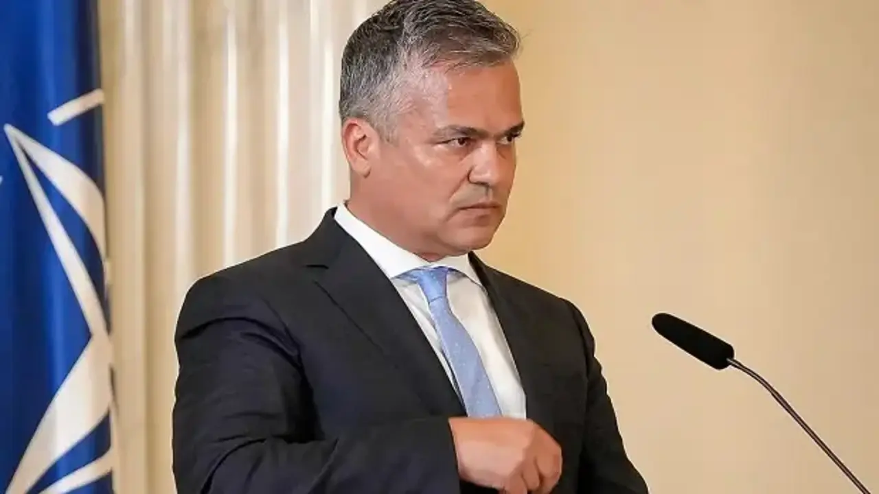 Romanya’da başbakan adayı Adrian Vestea oldu