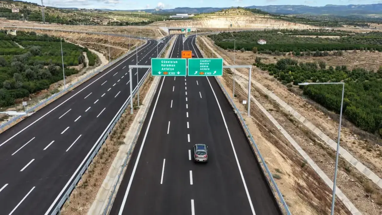 Saatler harcayanlara müjde: Gece yarısı ulaşıma açıldı! Yol 18 dakikaya düştü