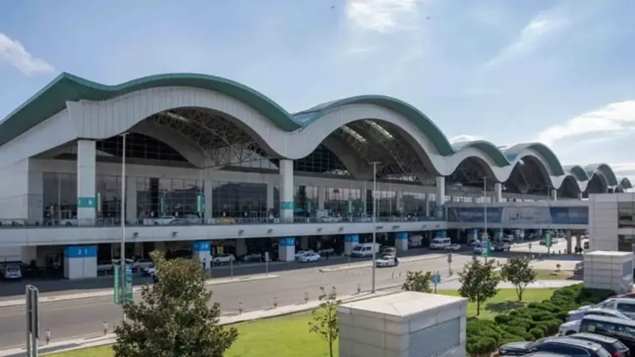 Sabiha Gökçen Havalimanı yılın ilk yarısında 23,6 milyon yolcuya hizmet verdi