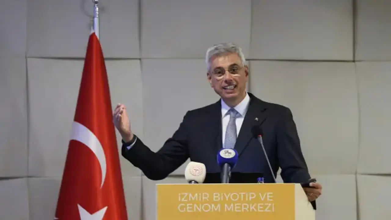 Sağlık Bakanı Memişoğlu'ndan İzmir Biyotıp ve Genom Merkezi'ne ziyaret