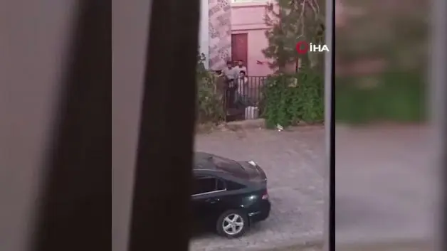 Şanlıurfa'da sokak savaş alanına döndü: Uzun namlulu silahlarla kurşun yağdırdılar