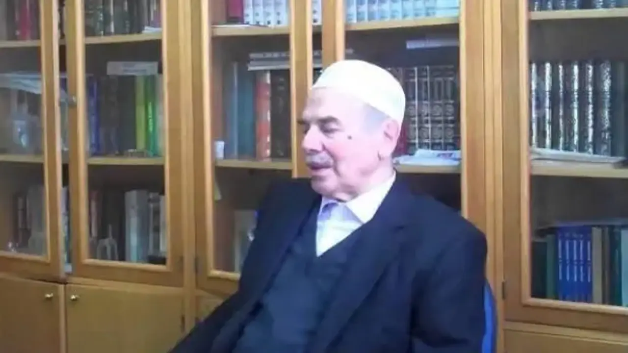 Selahattin Kaya Hoca Hakk'a yürüdü
