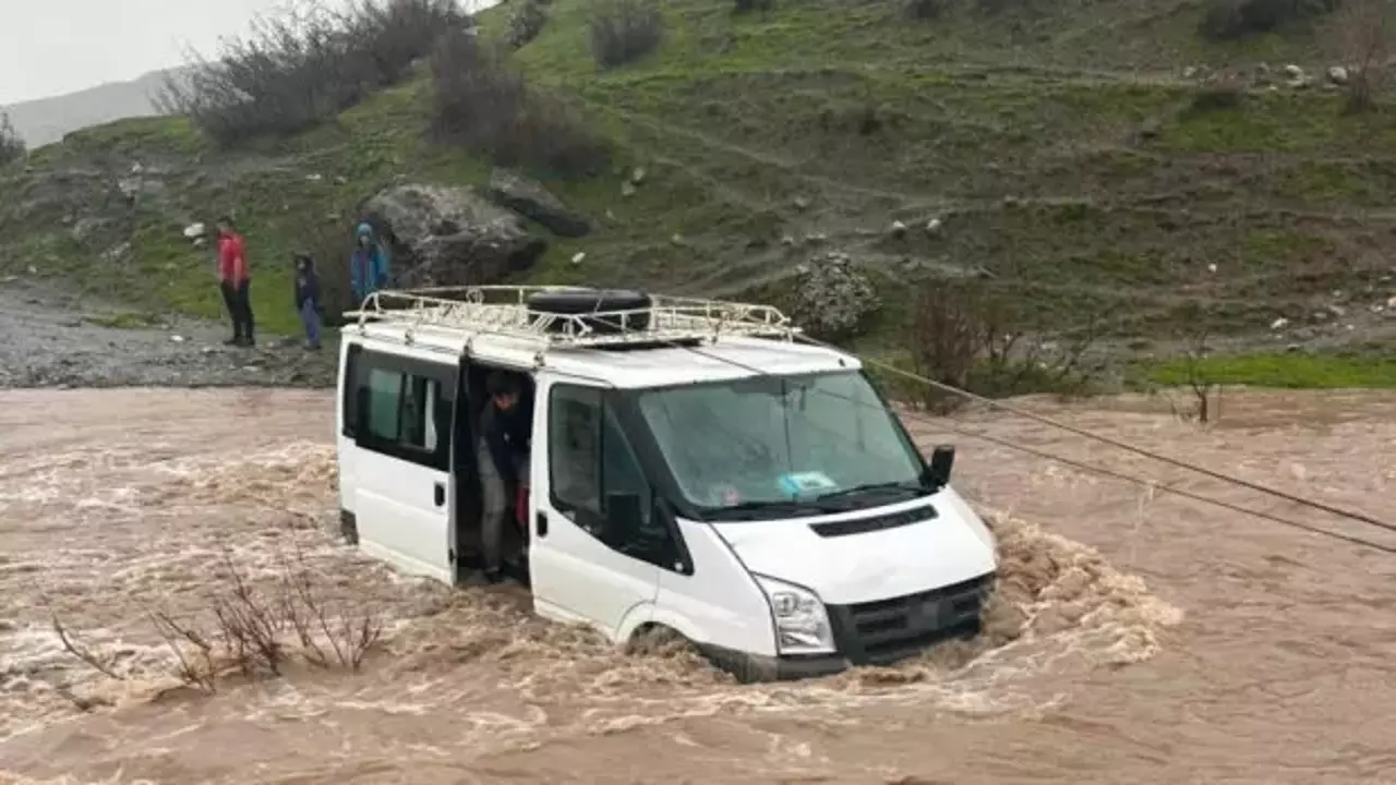 Siirt’te selde mahsur kalan kalp hastası kadın hayatını kaybetti