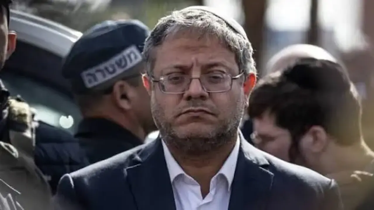 Siyonist  Bakan Ben-Gvir seçime 2 gün kala Filistinli esirlere hapishanede baskın yaptı