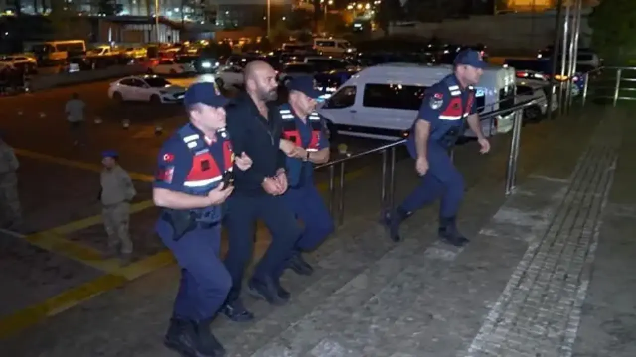 Şoförün maaşını bile vatandaş ödemiş: Belediye bütçesini özel servet yapmışlar!
