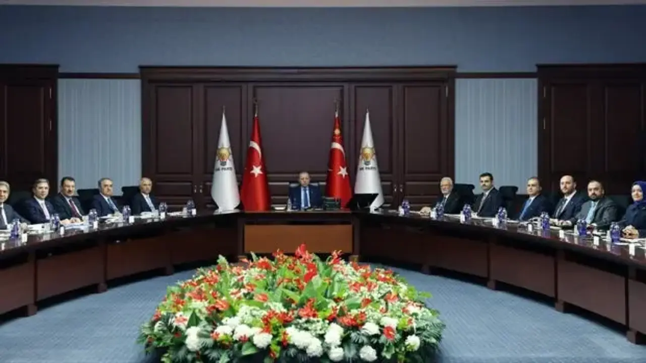 Son Dakika: AK Parti MYK, Erdoğan başkanlığında toplandı