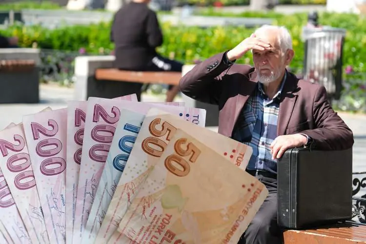 SSK ve BAĞ-KUR emeklisi maaş tablosu belli oldu