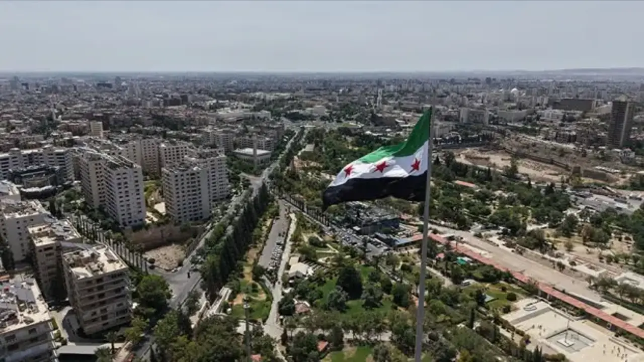 Suriye'de 15 yıl sonra ilk! Kobani ve Haseke'de sandıklar kuruldu