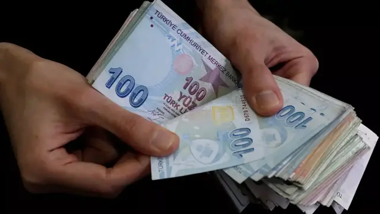Sürücüler dikkat: Yeni fiyatı 228 bin TL! Aylık abonelik geliyor