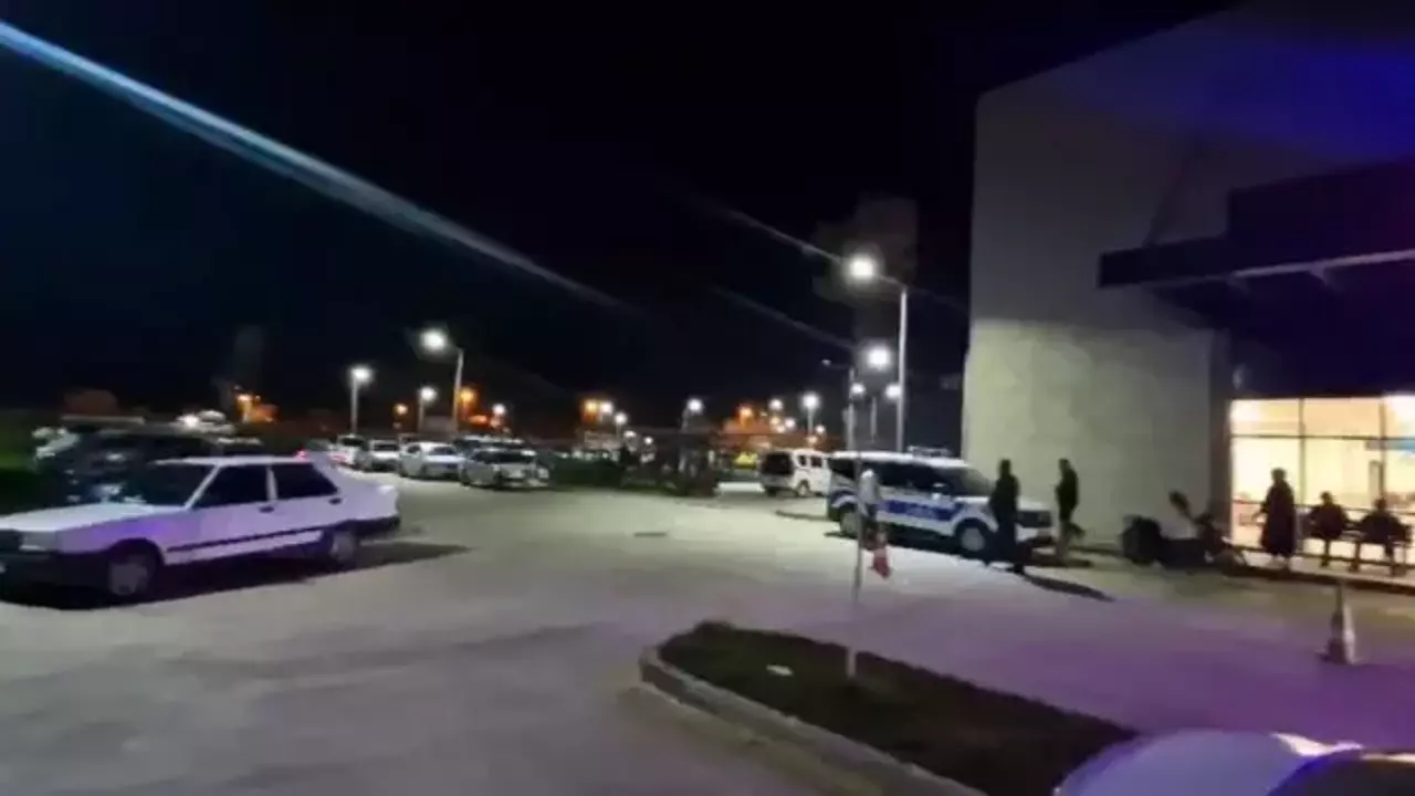 Tartıştığı kadını öldürdü, ardından bileklerini kesti