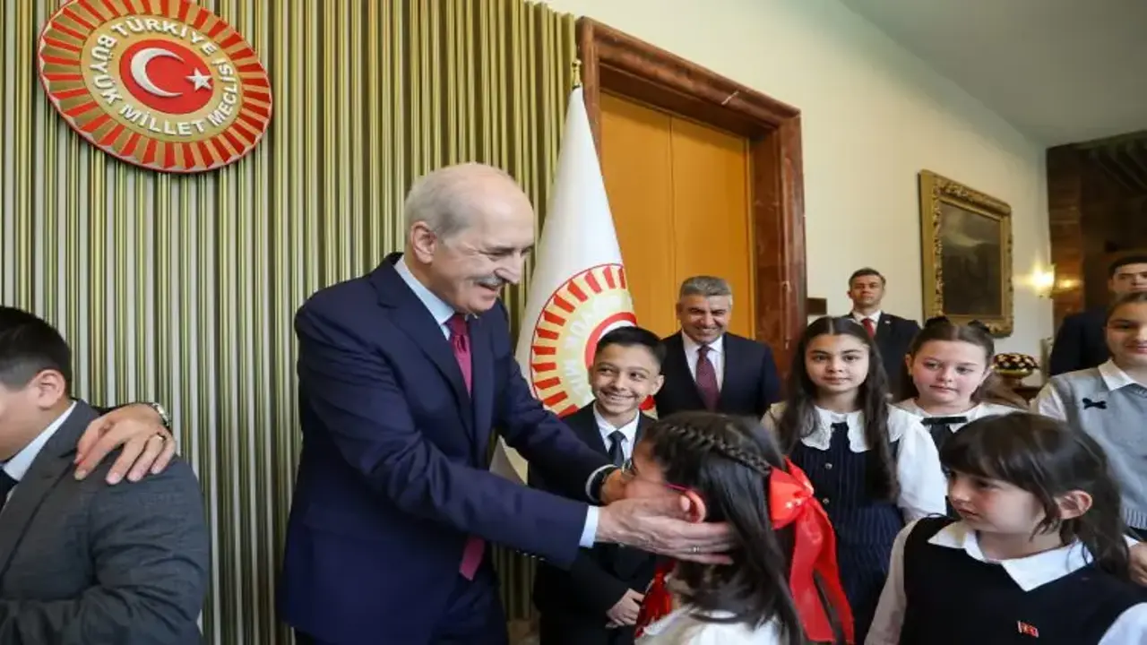 TBMM Başkanı Kurtulmuş, Milli Eğitim Bakanı Tekin ve çocukları kabul etti