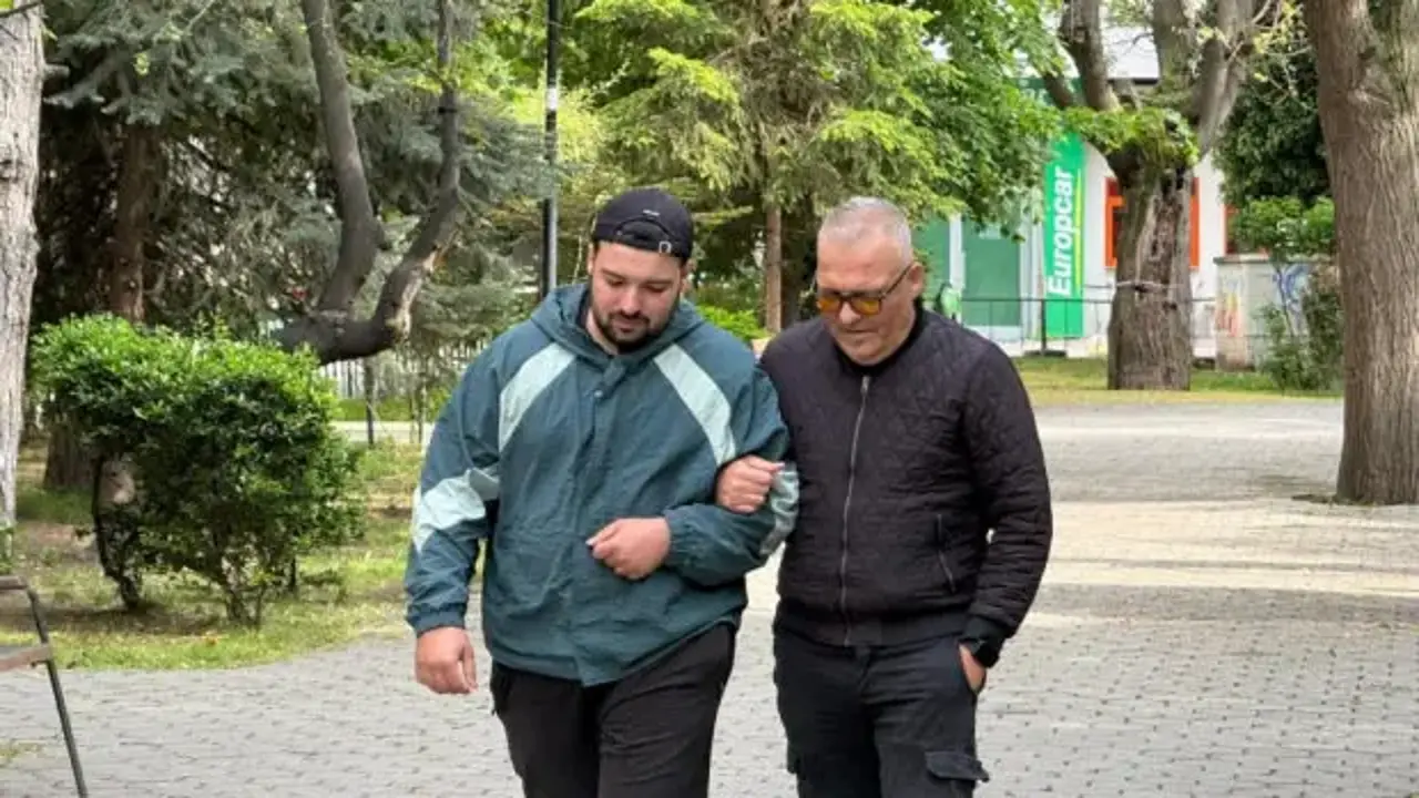 Temizlediği aracında 2 saat uyudu ölümden döndü
