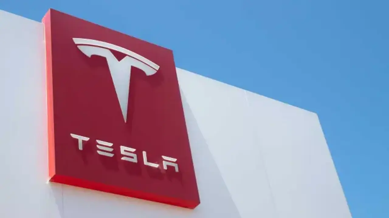 Tesla Türkiye'de takas dönemini başlattı: Eski aracını getirene yeni model!