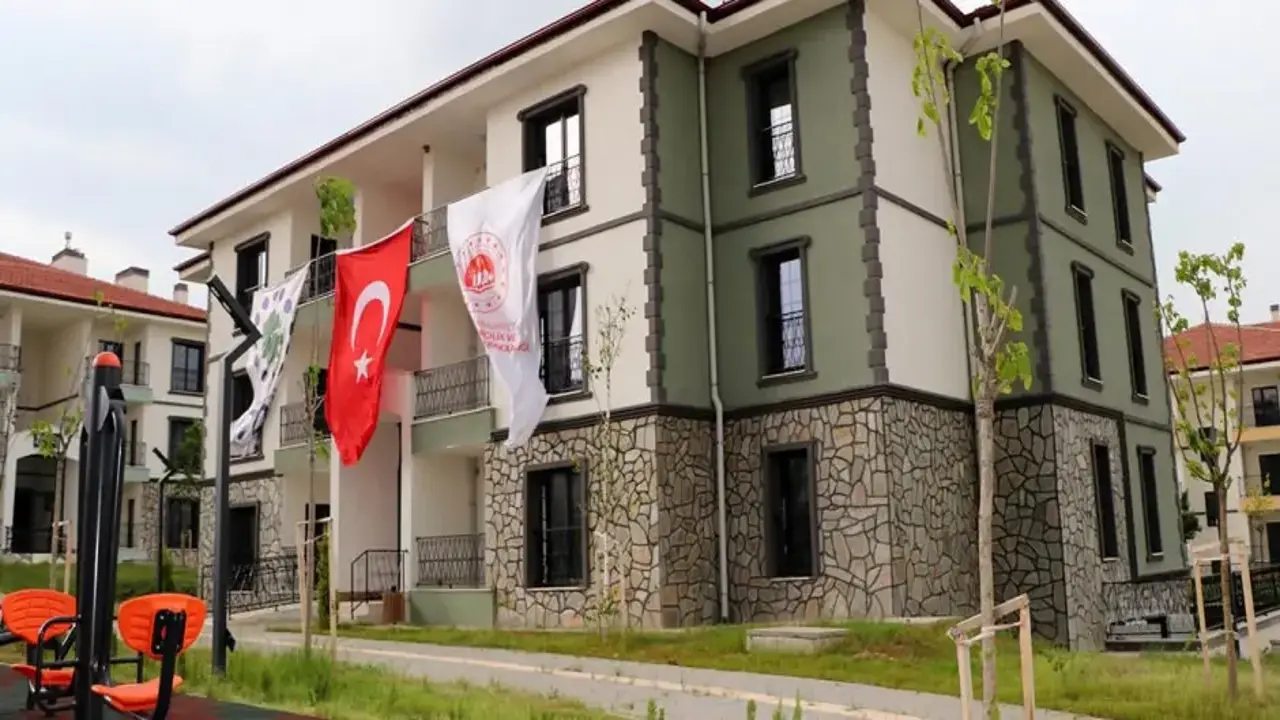 TOKİ eliyle 