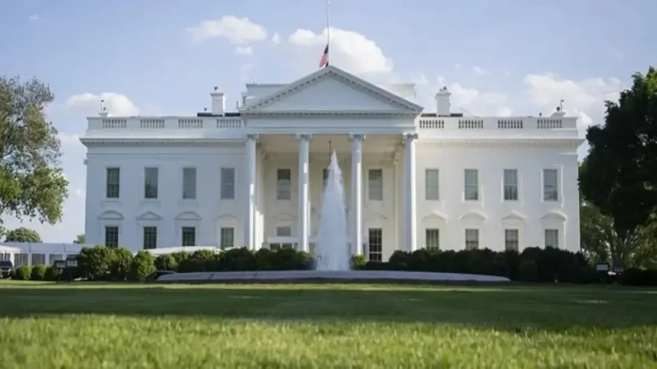 Trump'ın balo salonuna 333 milyon dolar bağış: Teknoloji devleri listede