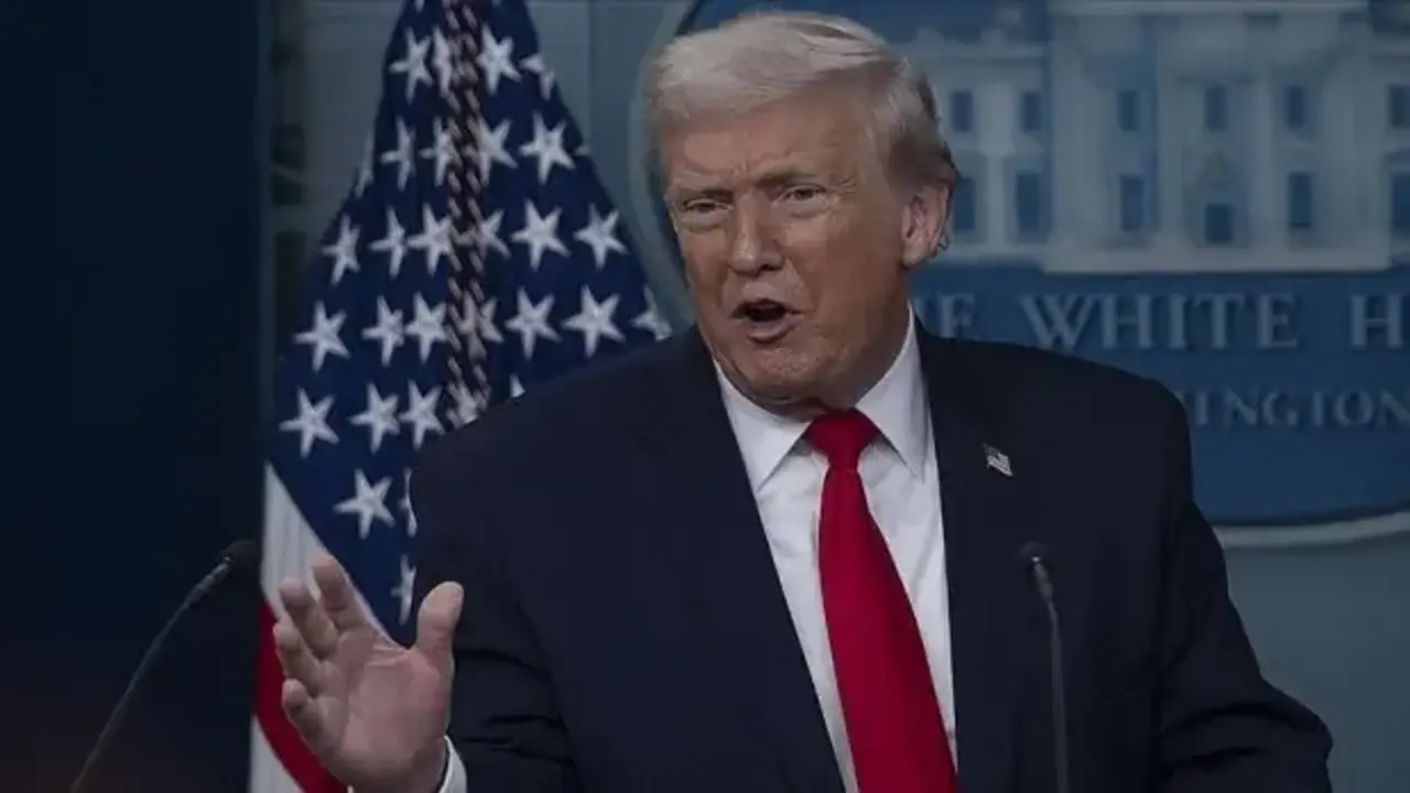 Trump’tan flaş İran açıklaması: Nükleer silah kullanıp kullanmayacağı sorulmuştu!
