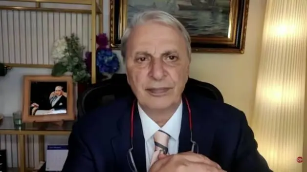 TÜGVA'nın yaz okulları finalinde Kur’an okunup salavat getirilmesi Can Ataklı'yı rahatsız etti