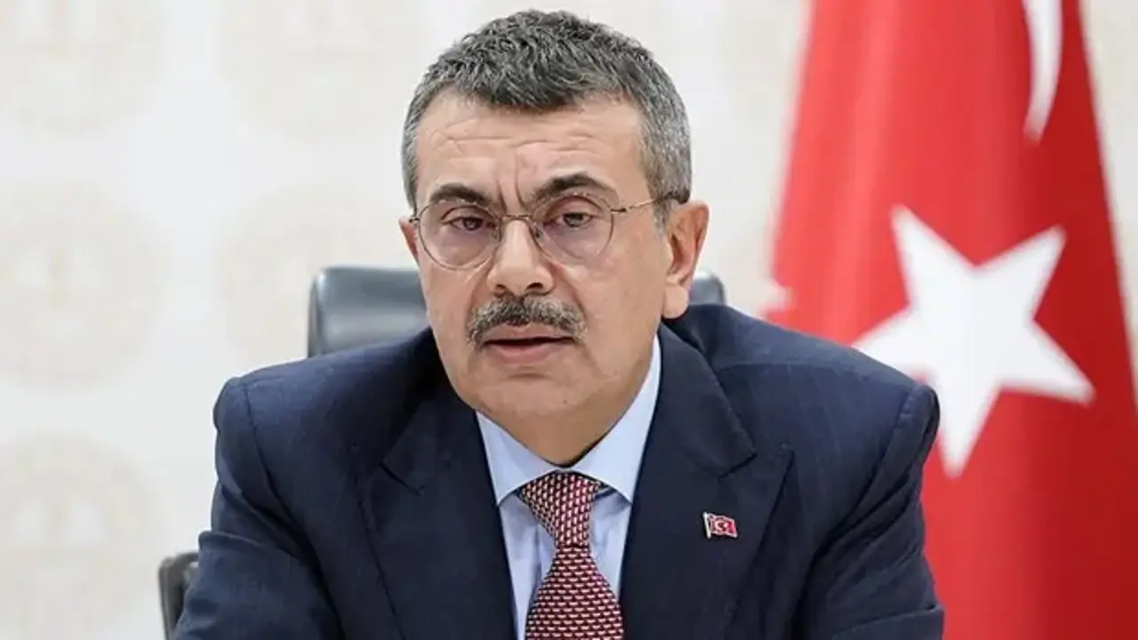 Tüm okullarda başlıyor: Artık kaldırıldı! MEB'ten yeni karar...